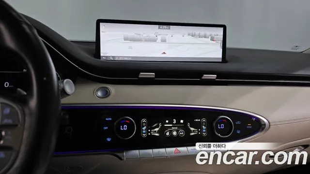 Genesis GV70 — фото 11