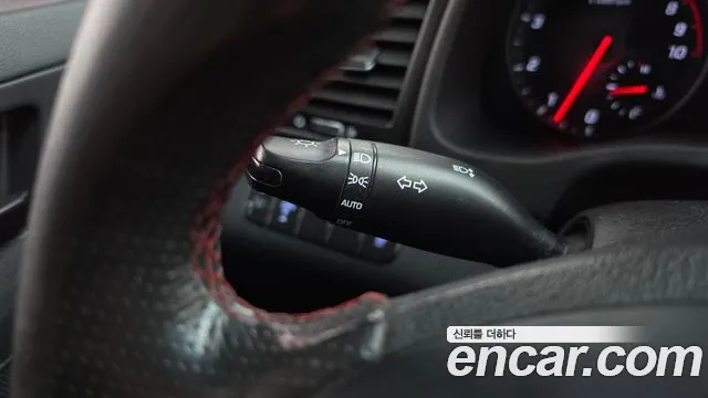 Hyundai Avante — фото 17