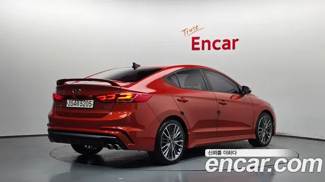 Hyundai Avante — фото 2