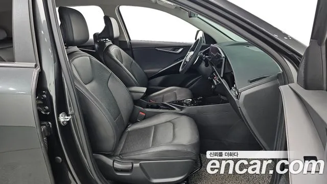 Kia Niro — фото 11