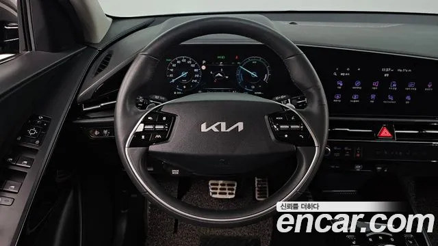 Kia Niro — фото 13
