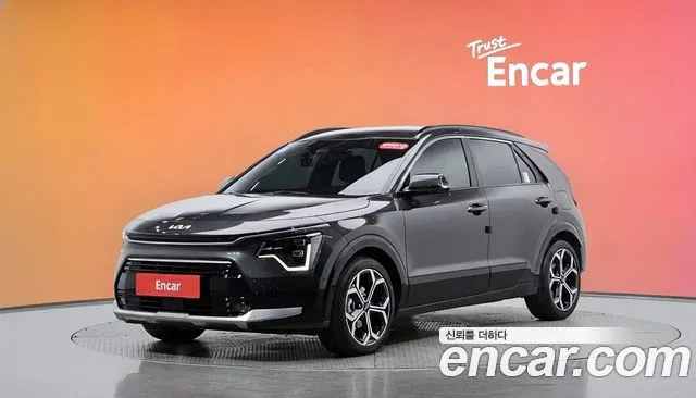 Kia Niro — фото 21