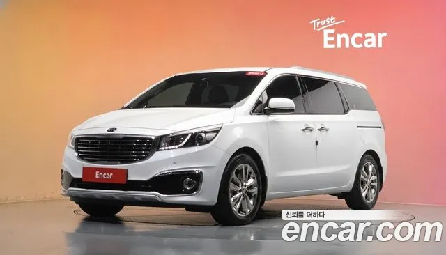 Kia Carnival — фото 20