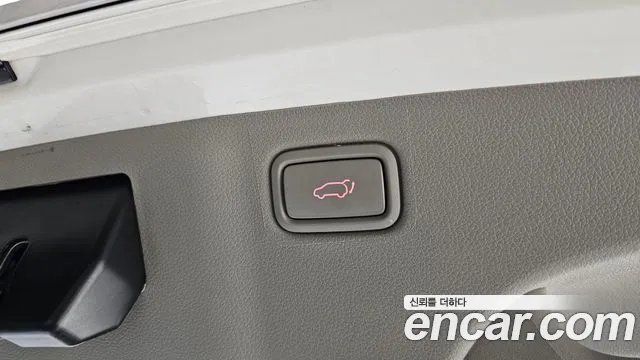 Kia Carnival — фото 28