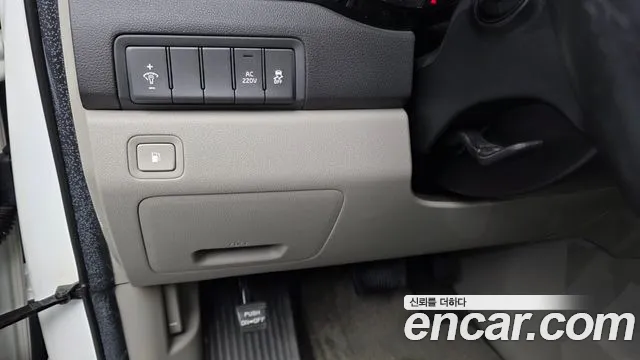 Kia Carnival — фото 30