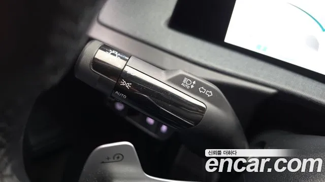 Kia EV6 — фото 28