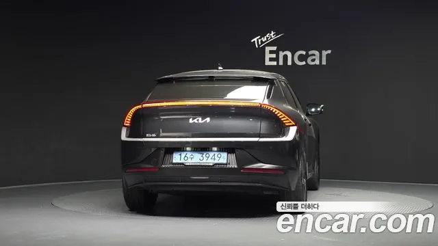 Kia EV6 — фото 3
