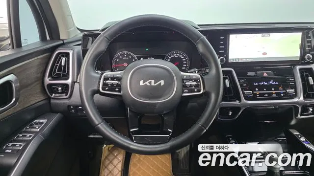 Kia Sorento — фото 14