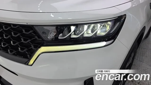 Kia Sorento — фото 22