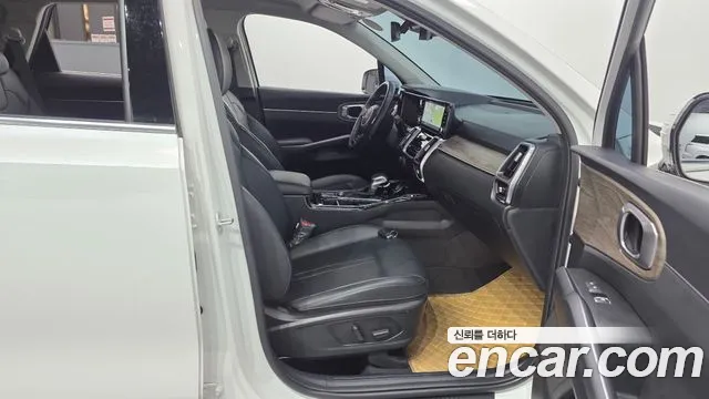 Kia Sorento — фото 26