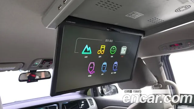 Kia Carnival — фото 19