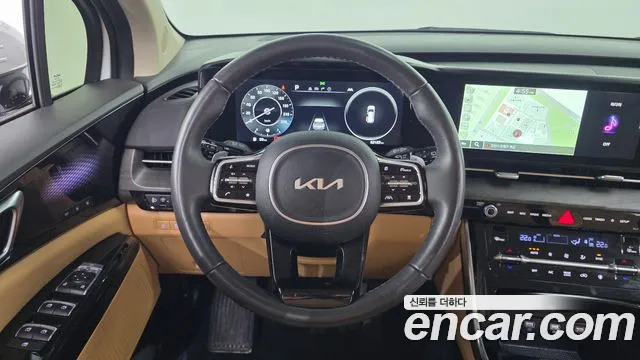 Kia Carnival — фото 16