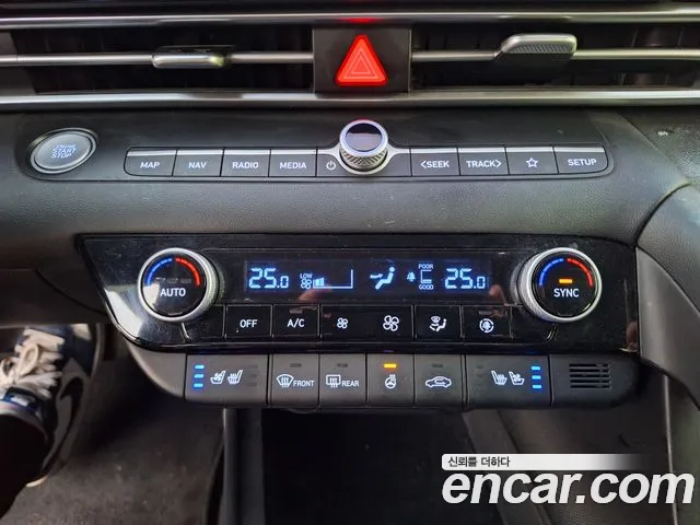 Hyundai Avante — фото 12