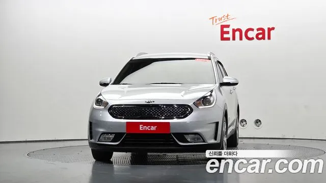 Kia Niro — фото 2