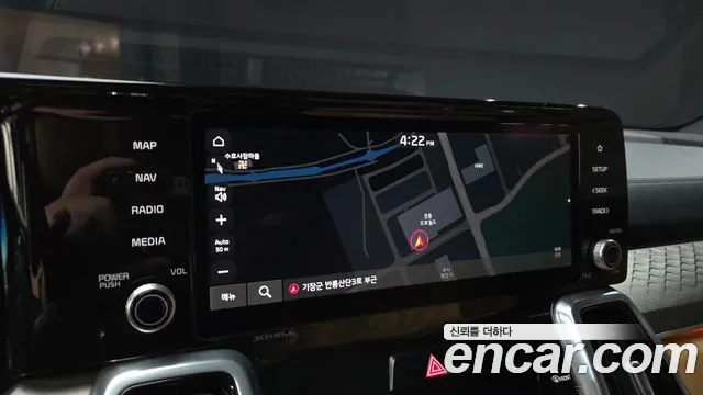 Kia Sorento — фото 17