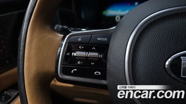 Kia Sorento — фото 31