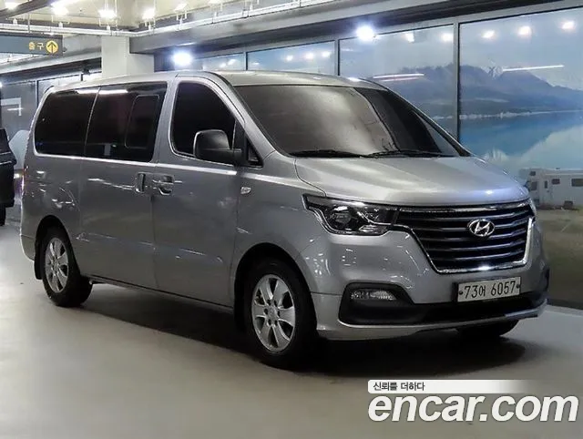 Hyundai Starex — фото 2