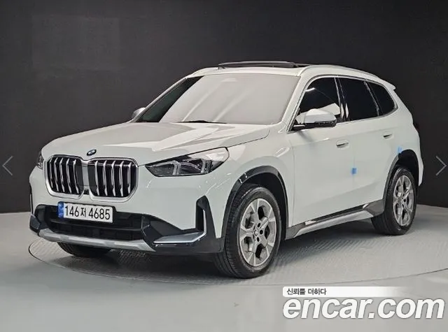 BMW X1 — фото 1