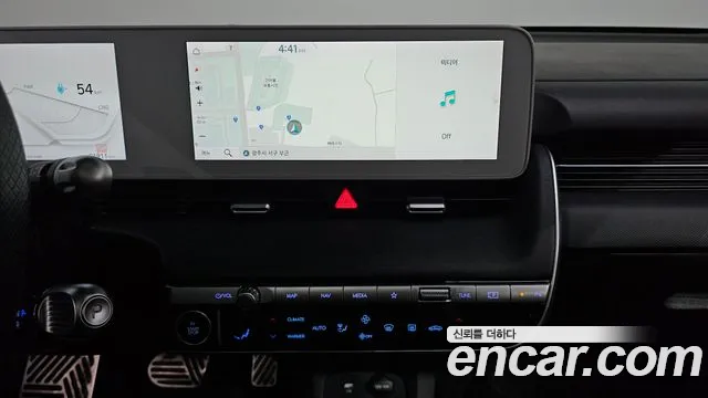 Hyundai Ioniq 5 — фото 12