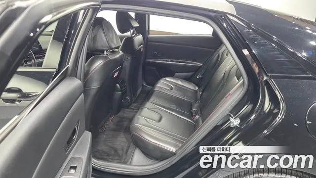Hyundai Avante — фото 11