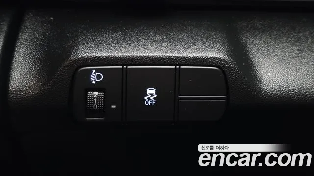 Hyundai Avante — фото 13