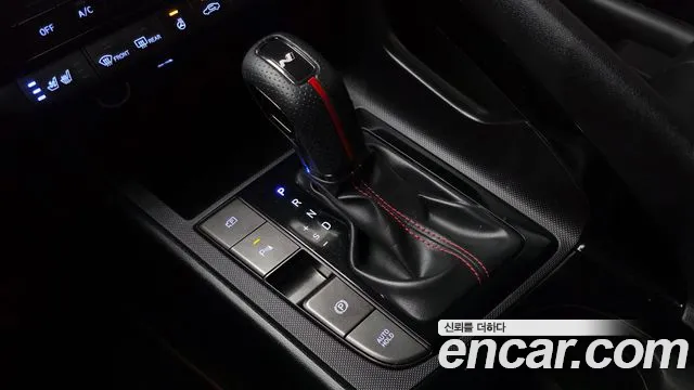 Hyundai Avante — фото 9