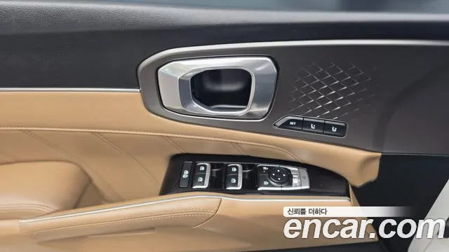Kia Sorento — фото 15
