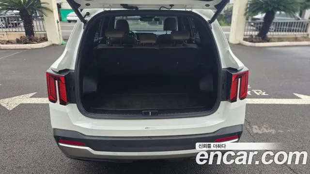 Kia Sorento — фото 17
