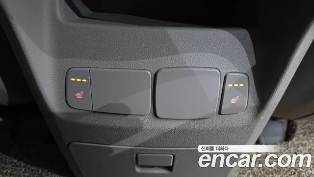 Kia Carnival — фото 19