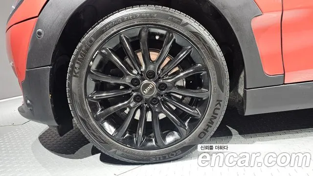 Mini Clubman — фото 5
