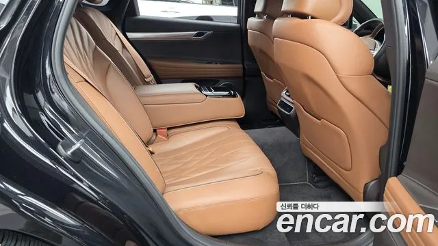 Genesis G80 — фото 11