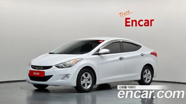 Hyundai Avante — фото 1