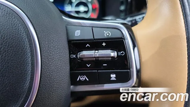 Kia Sorento — фото 17