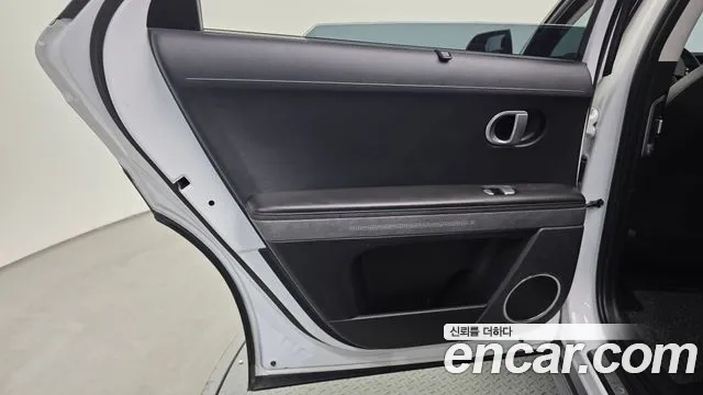 Hyundai Ioniq 5 — фото 25