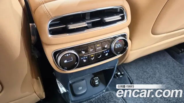 Genesis GV80 — фото 16