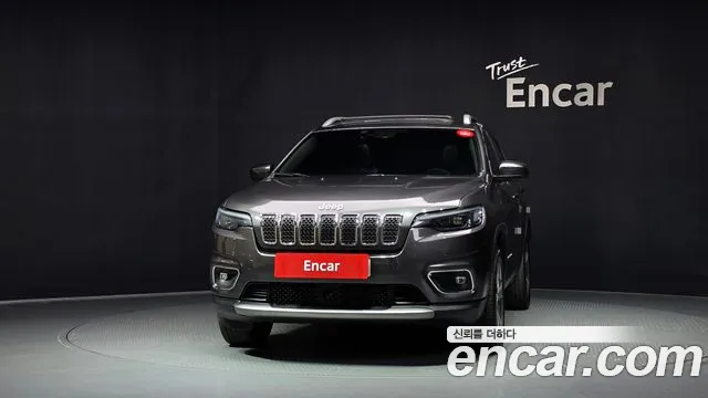 Jeep Cherokee — фото 3