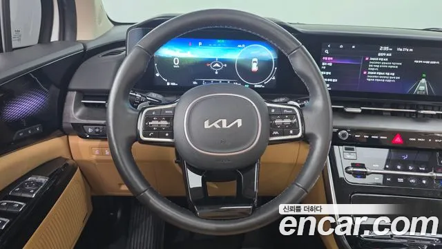 Kia Carnival — фото 12