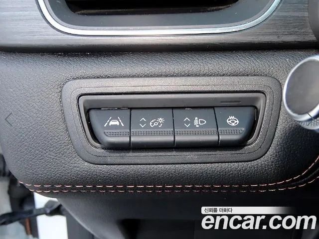 Renault-KoreaSamsung Captur — фото 12