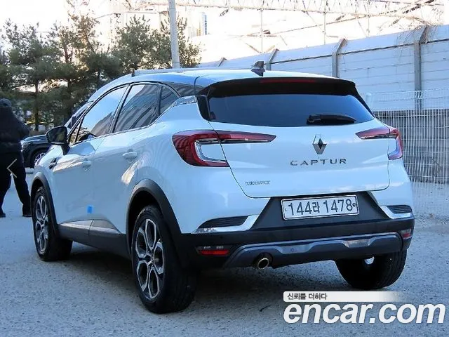 Renault-KoreaSamsung Captur — фото 3