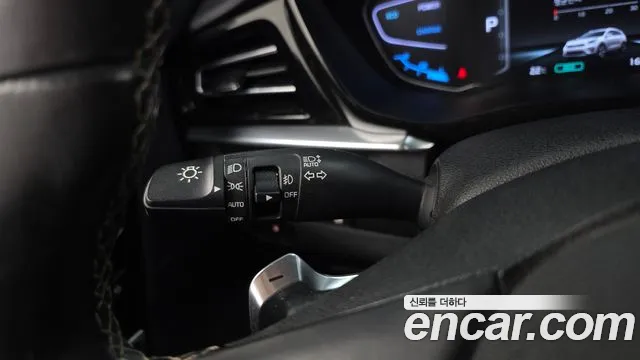 Kia Niro — фото 18