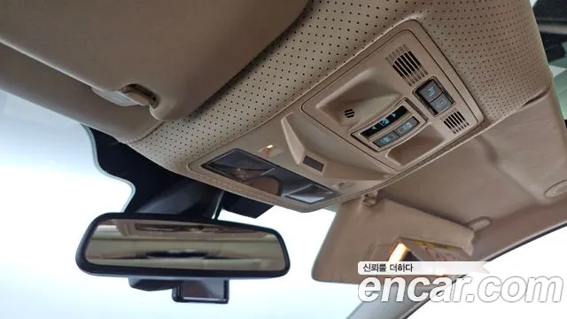 Jaguar XJ — фото 16