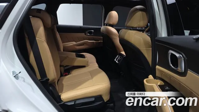 Kia Sorento — фото 11
