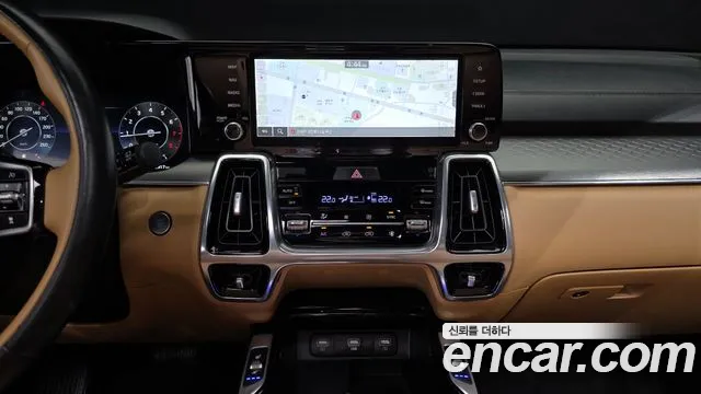 Kia Sorento — фото 14