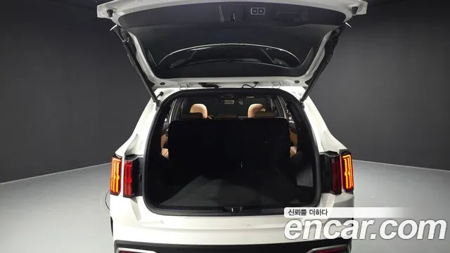 Kia Sorento — фото 20