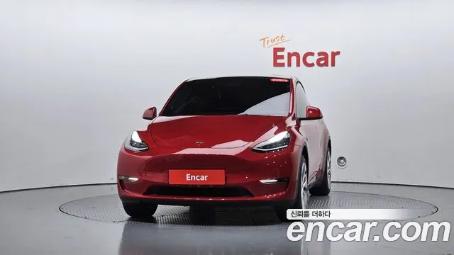 Tesla Model Y — фото 3