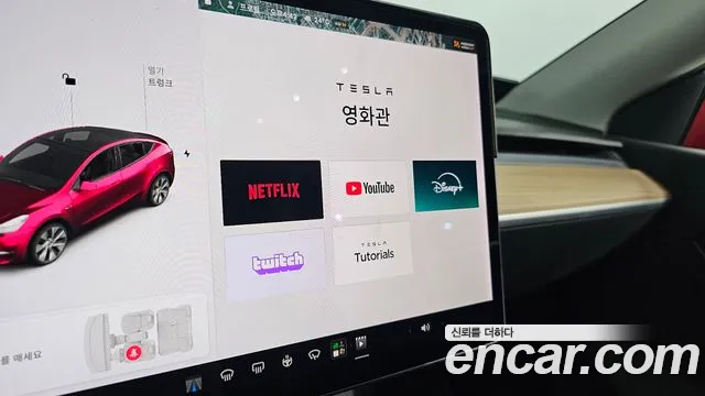 Tesla Model Y — фото 31
