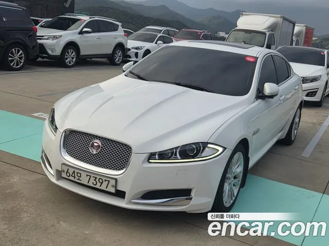 Jaguar XF — фото 1