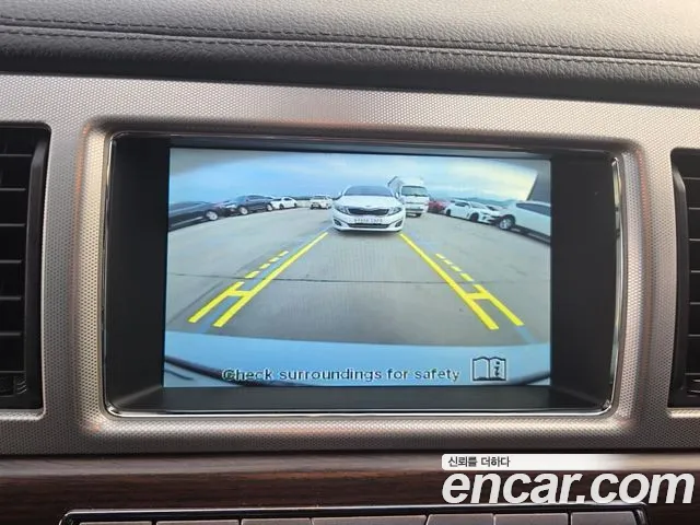Jaguar XF — фото 14