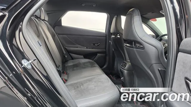 Hyundai Avante — фото 11