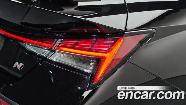 Hyundai Avante — фото 23